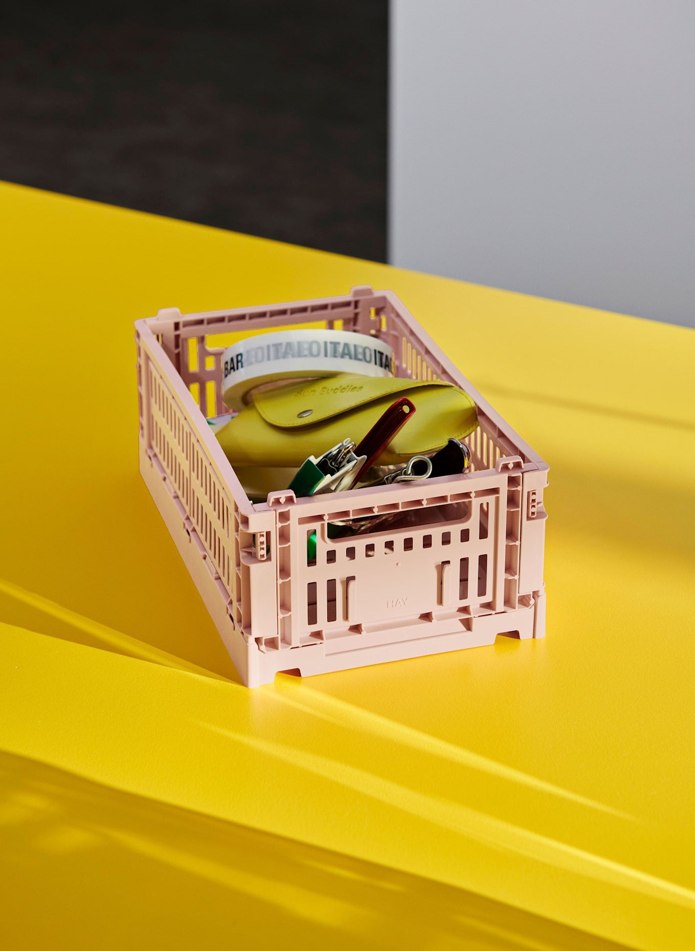 HAY 접이식 박스 COLOUR CRATE SMALL 상세이미지1